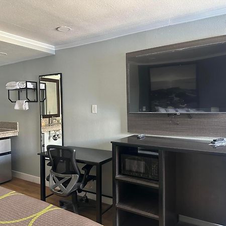 Мотель Super 8 By Wyndham Redlands/San Bernardino Екстер'єр фото
