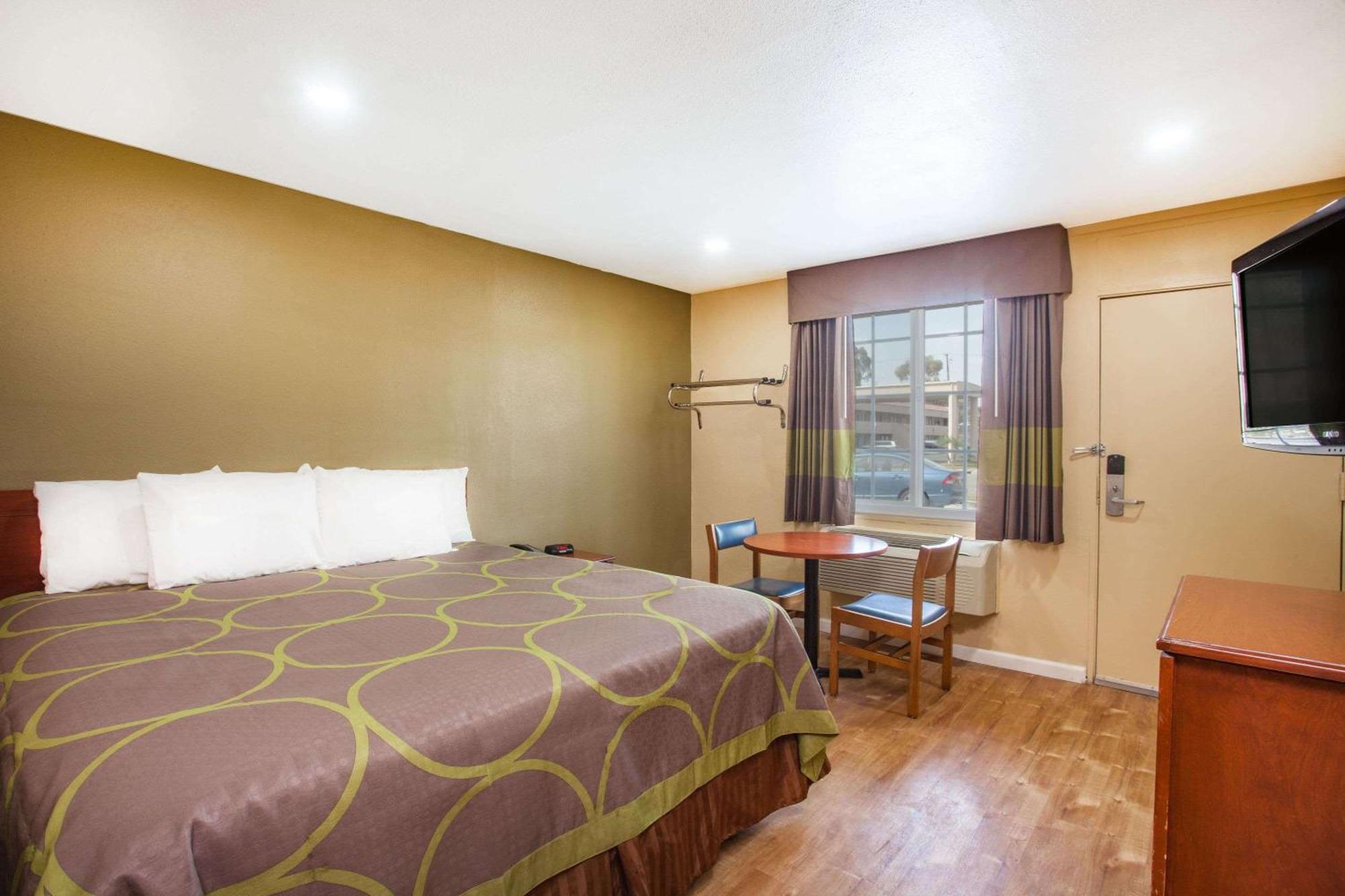 Мотель Super 8 By Wyndham Redlands/San Bernardino Екстер'єр фото