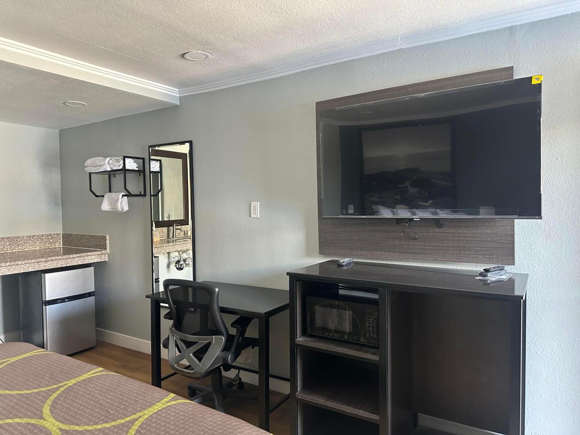 Мотель Super 8 By Wyndham Redlands/San Bernardino Екстер'єр фото